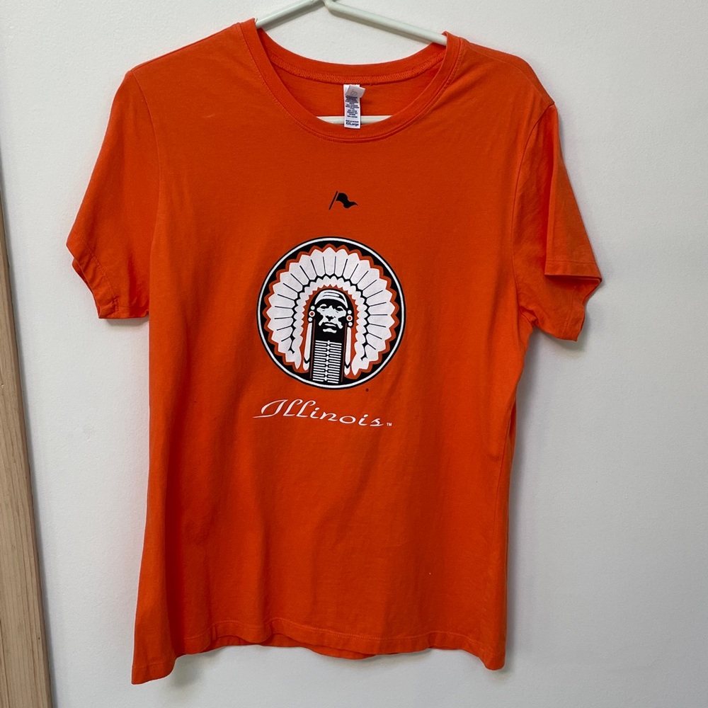 University of illinois chief Illiniwek tee shirt